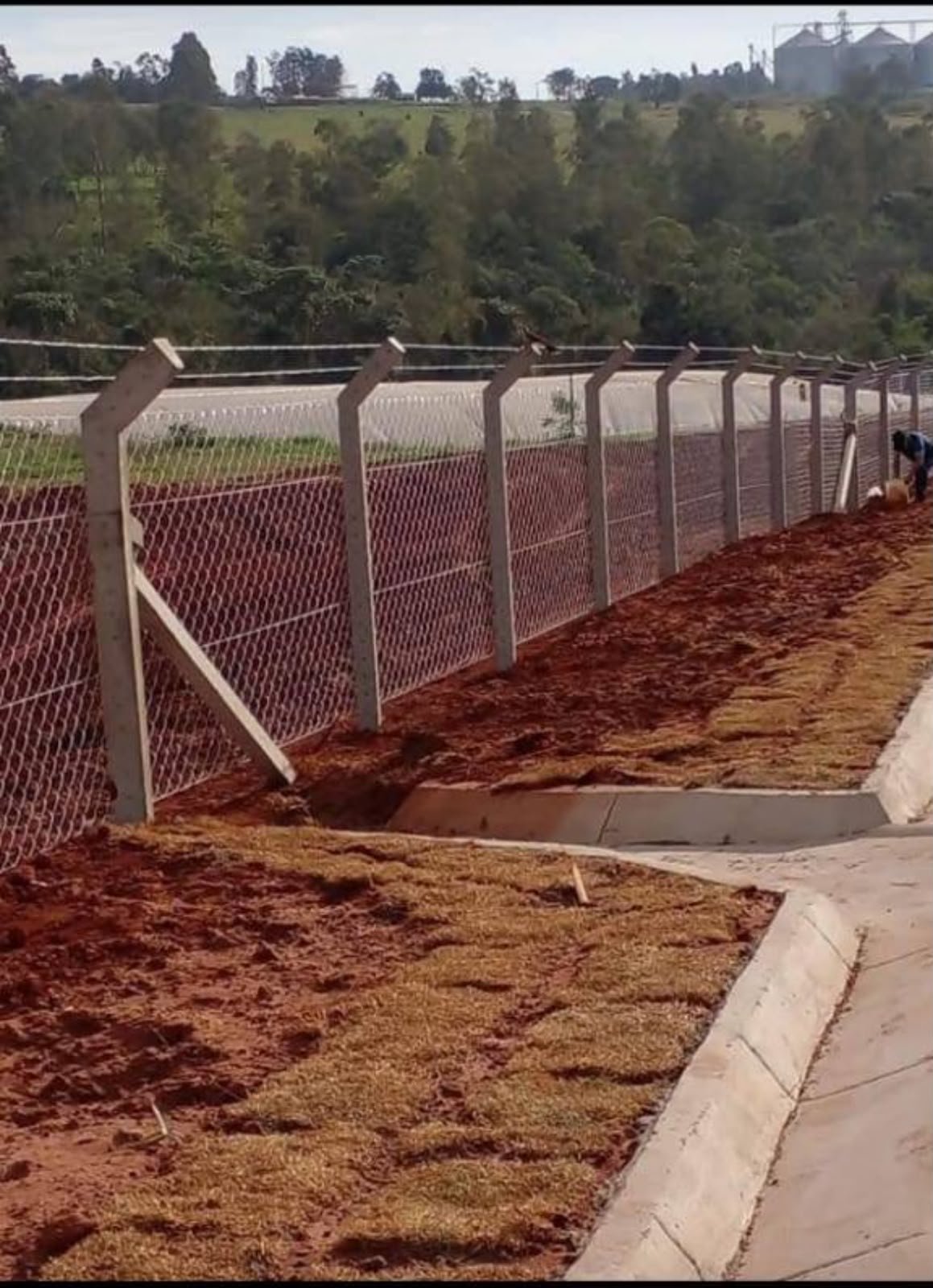 Alambrado e cercamento - Obra real DW